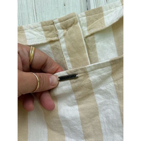 Billabong East Side Cropped Top Beige White Cotton Linen Blend Button Down Sz M - Picture 7 of 9